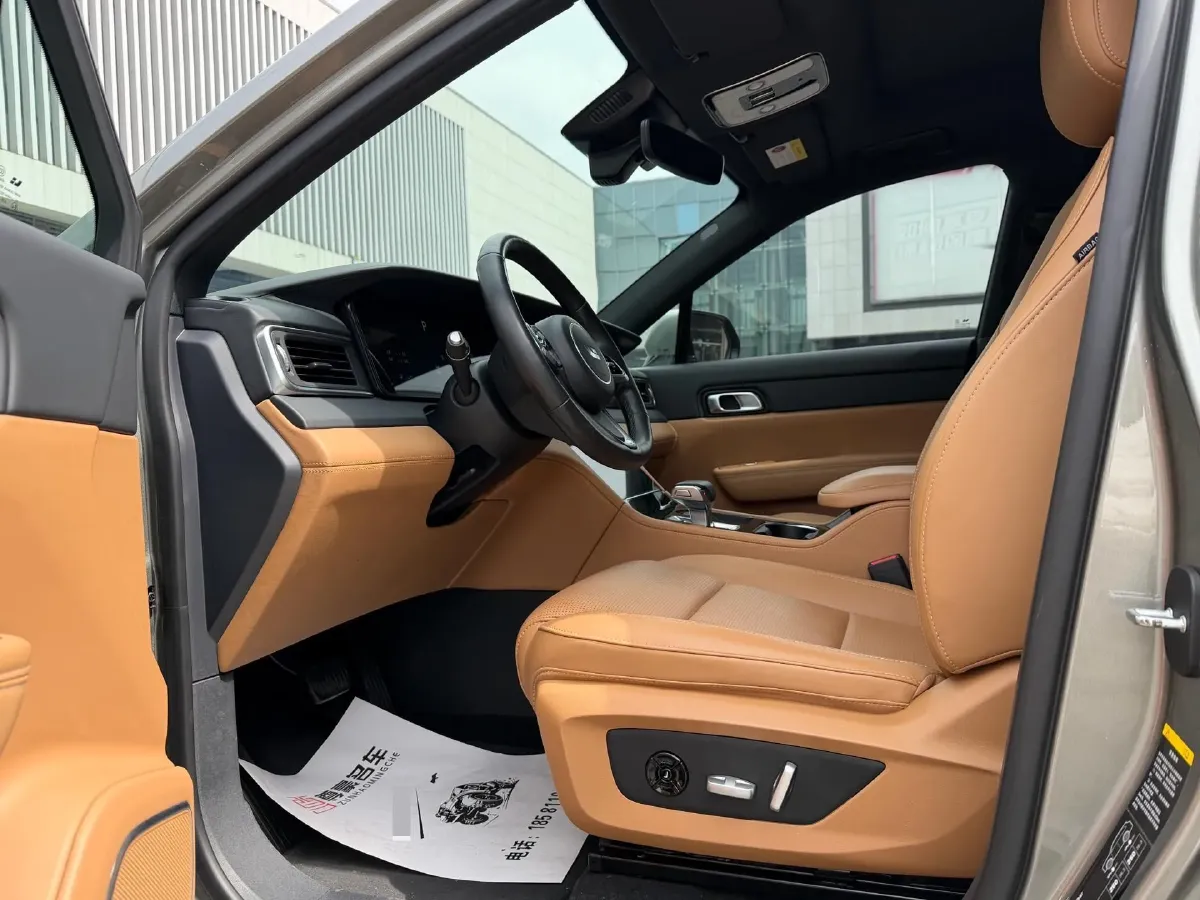 2021 Li ONE Range Extended 131HP REEV 40.5KWH,autocango,china used car exporter,china ev exporter,chinese used car exporter,chinese used ev exporter