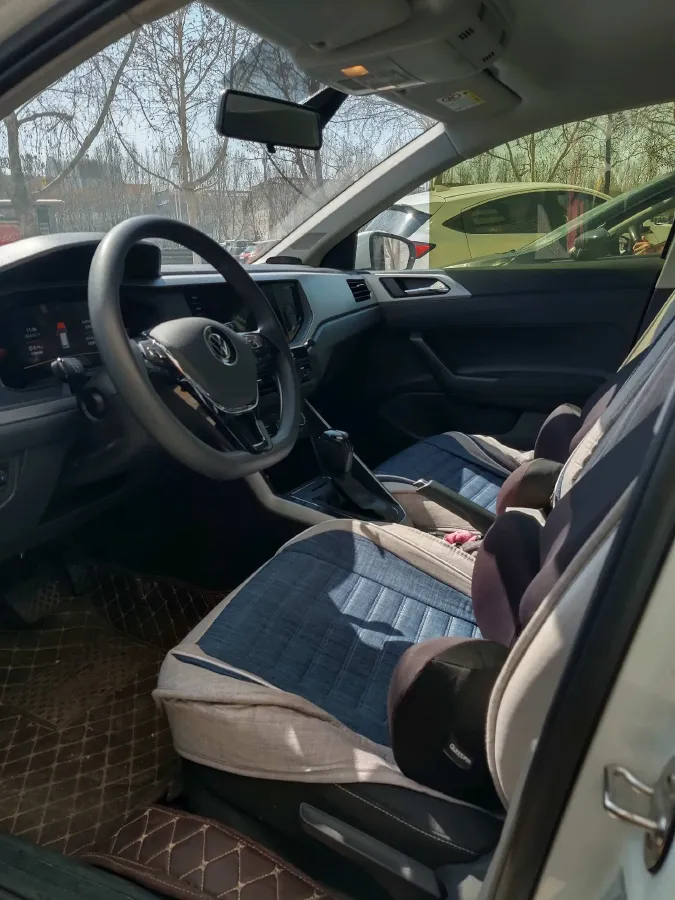 2023 Volkswagen Polo 1.5L 110HP L4 6AT,autocango,china used car exporter,china ev exporter,chinese used car exporter,chinese used ev exporter