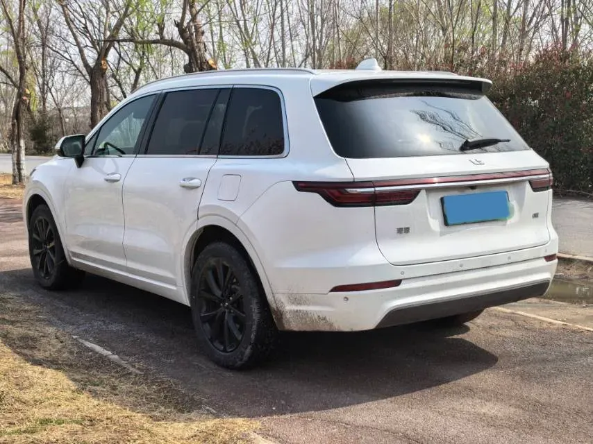 2020 Li ONE Range Extended 131HP REEV 40.5KWH,autocango,china used car exporter,china ev exporter,chinese used car exporter,chinese used ev exporter