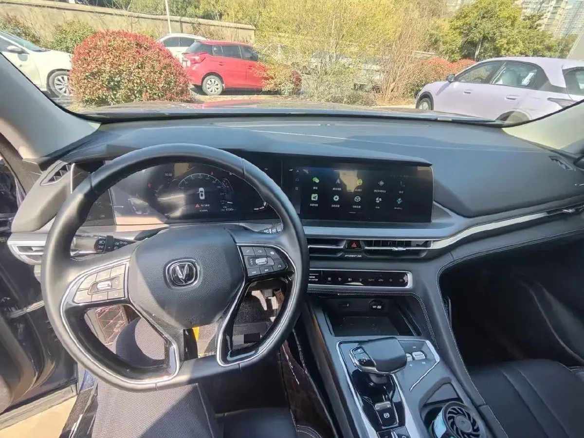 2021 ChangAn CS75 Plus 1.5T 178HP L4 6AT,autocango,china used car exporter,china ev exporter,chinese used car exporter,chinese used ev exporter