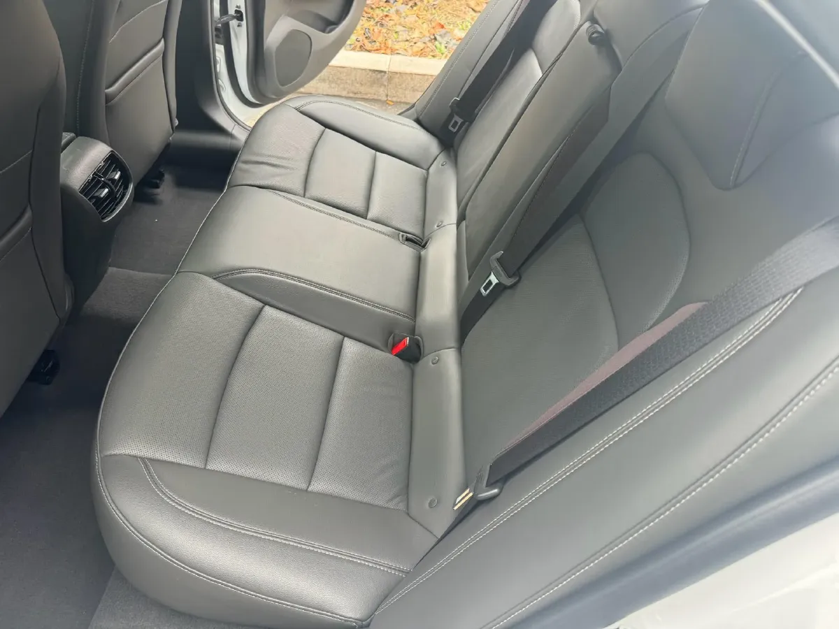 2018 Chevrolet Malibu 1.5T 170HP L4 6AT,autocango,china used car exporter,china ev exporter,chinese used car exporter,chinese used ev exporter