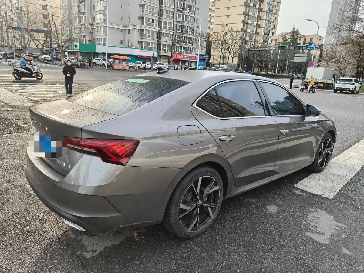2022 Skoda Octavia 1.4T 150HP L4 7DCT,autocango,china used car exporter,china ev exporter,chinese used car exporter,chinese used ev exporter