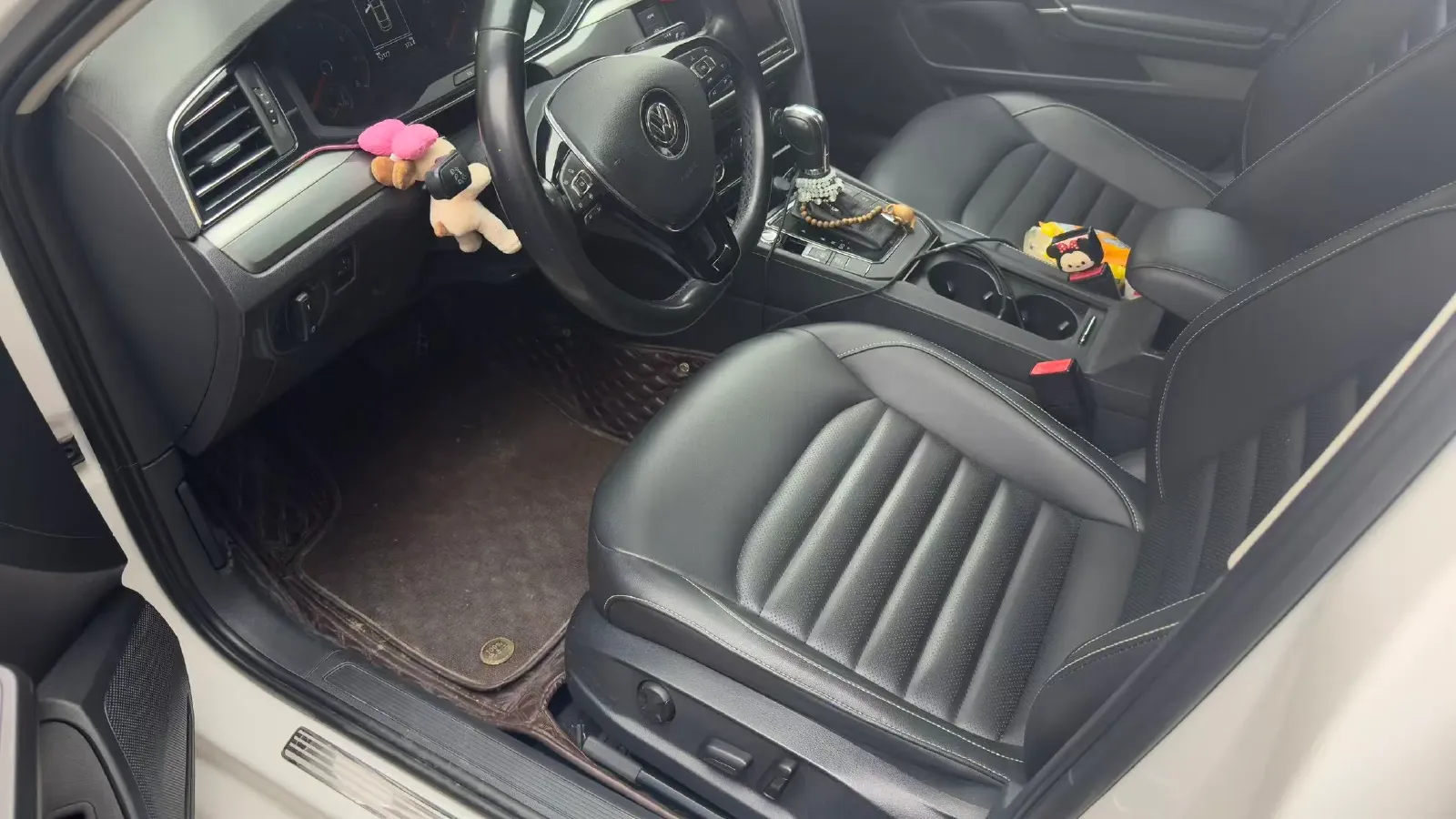 2019 Volkswagen Passat 1.4T 150HP L4 7DCT,autocango,china used car exporter,china ev exporter,chinese used car exporter,chinese used ev exporter