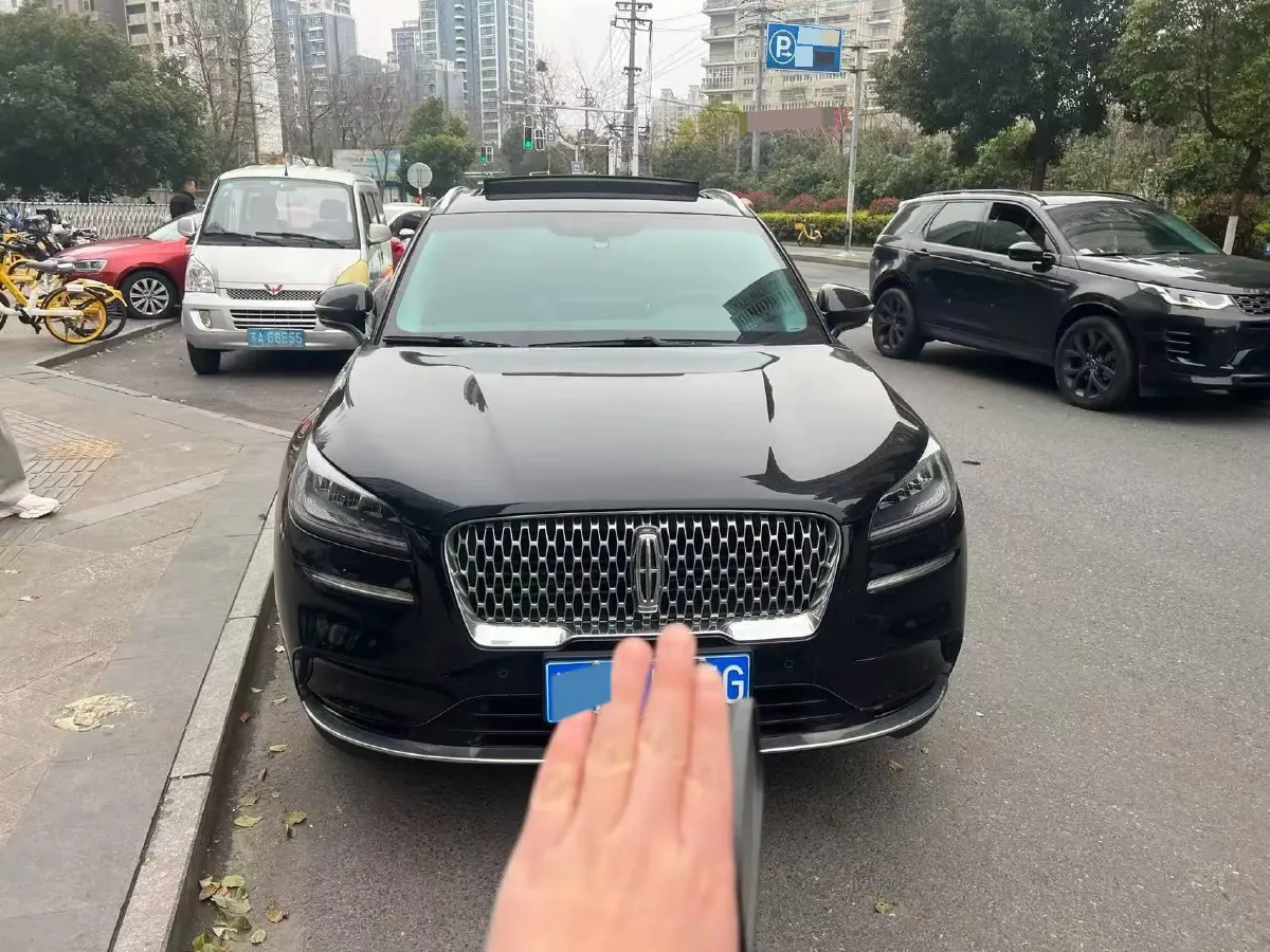 2022 Lincoln Corsair 2.0T 245HP L4 8AT,autocango,china used car exporter,china ev exporter,chinese used car exporter,chinese used ev exporter