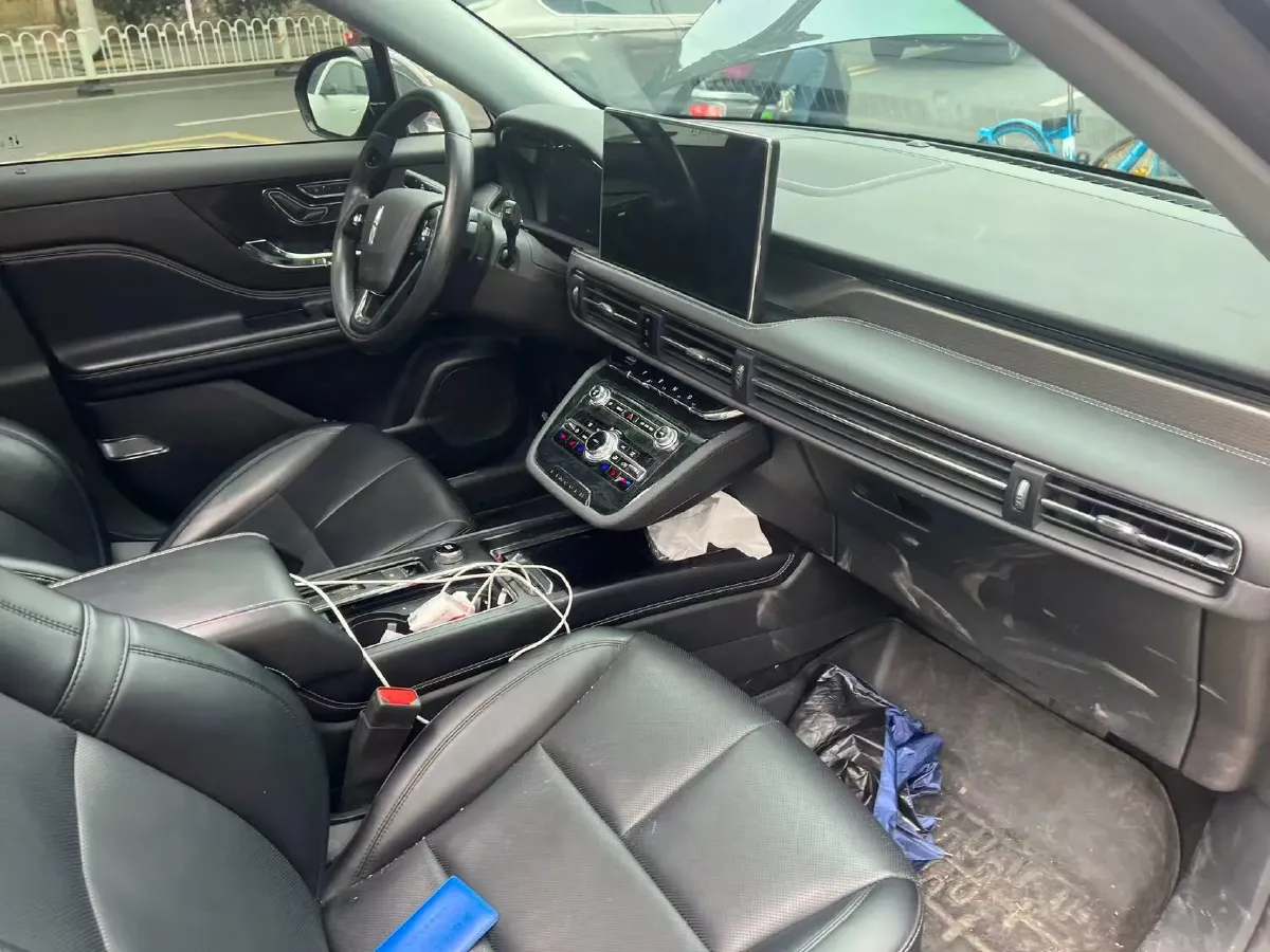 2022 Lincoln Corsair 2.0T 245HP L4 8AT,autocango,china used car exporter,china ev exporter,chinese used car exporter,chinese used ev exporter