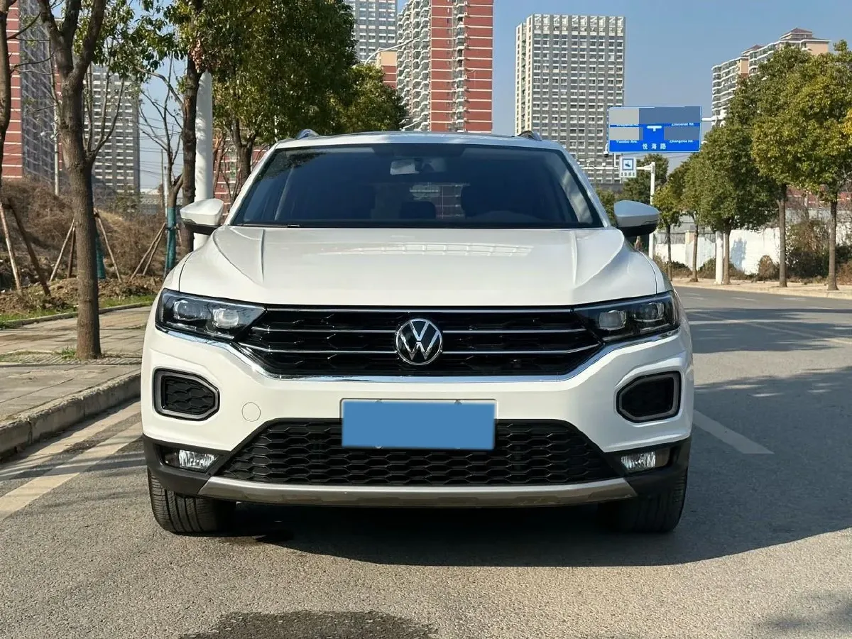 2021 Volkswagen T-Roc 1.4T 150HP L4 7DCT,autocango,china used car exporter,china ev exporter,chinese used car exporter,chinese used ev exporter
