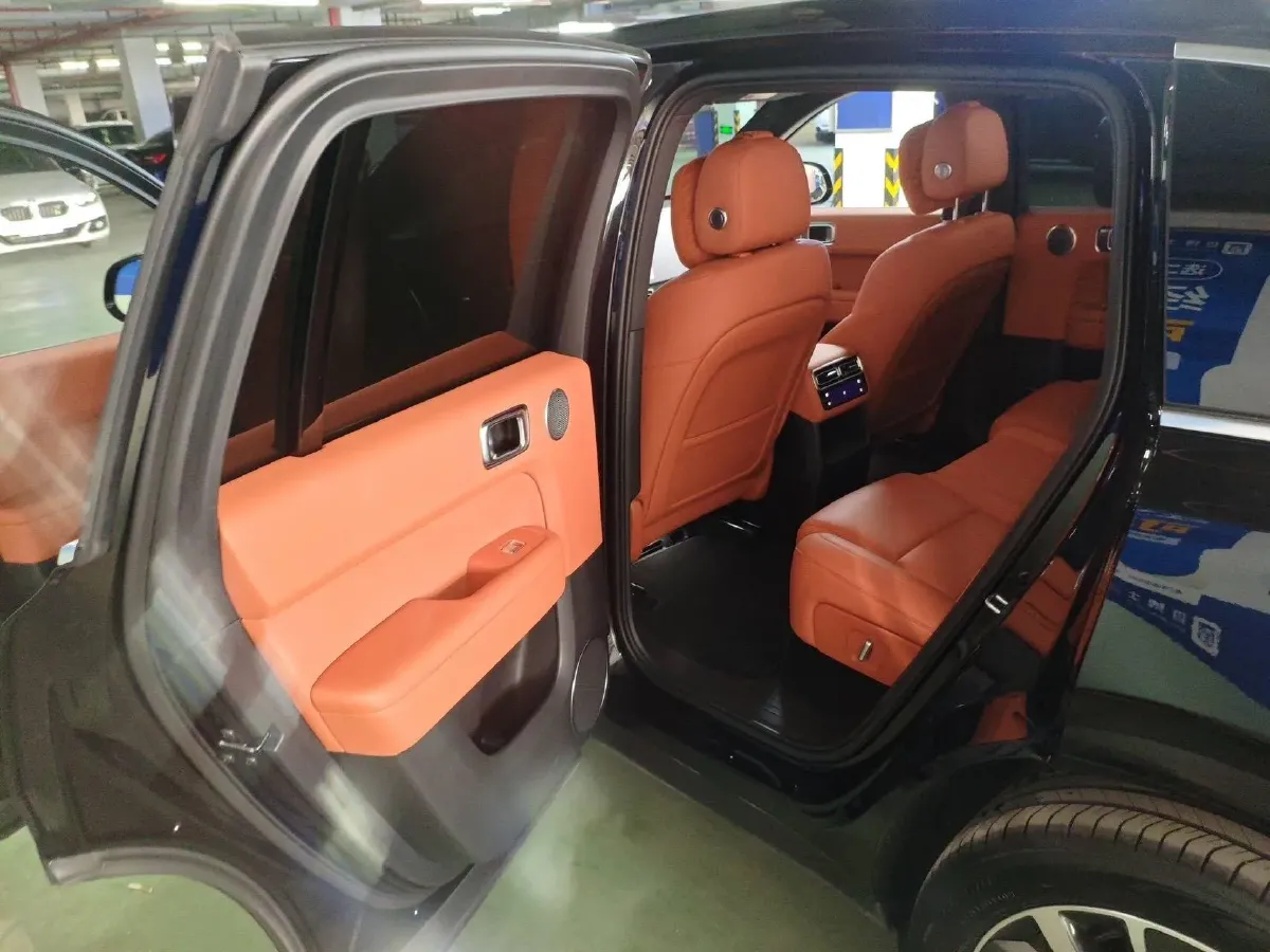 2025 Li L6 Range Extended 154HP L4 REEV,autocango,china used car exporter,china ev exporter,chinese used car exporter,chinese used ev exporter