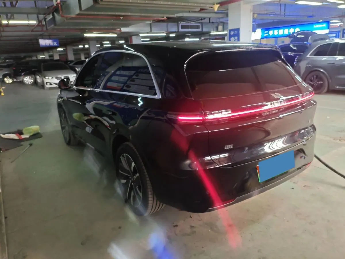 2025 Li L6 Range Extended 154HP L4 REEV,autocango,china used car exporter,china ev exporter,chinese used car exporter,chinese used ev exporter