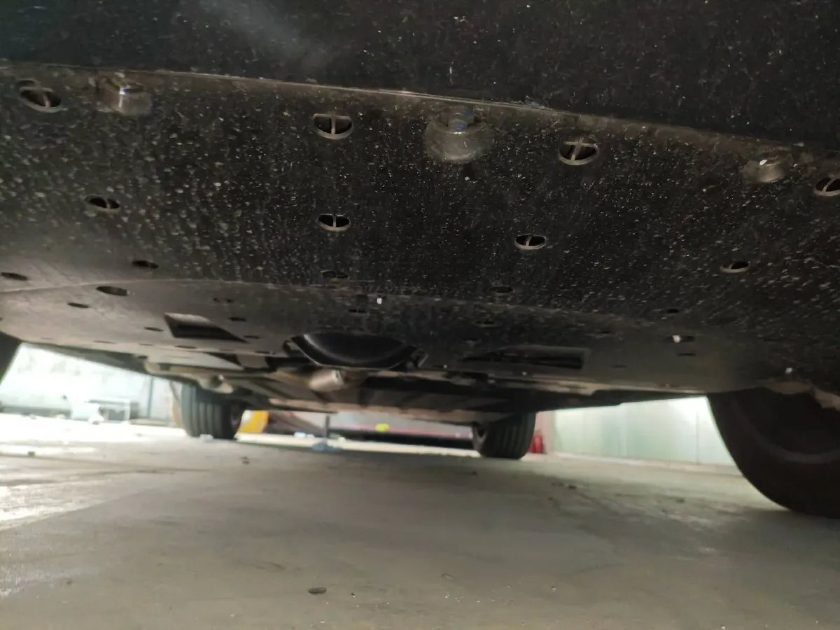 2025 Li L6 Range Extended 154HP L4 REEV,autocango,china used car exporter,china ev exporter,chinese used car exporter,chinese used ev exporter