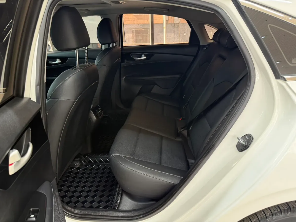 2021 Kia K3 1.5L 115HP L4 CVT,autocango,china used car exporter,china ev exporter,chinese used car exporter,chinese used ev exporter