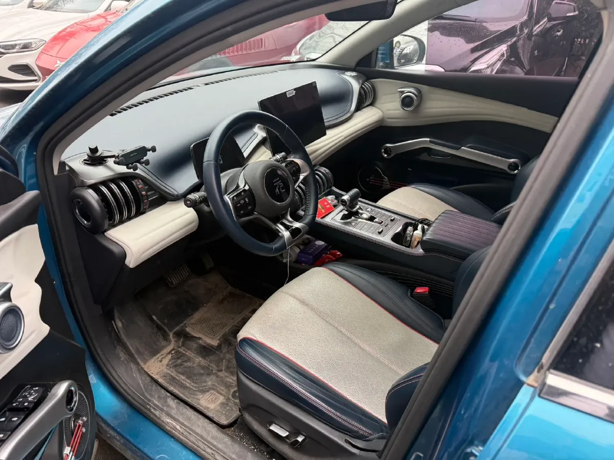 2022 Roewe RX5 MAX 1.5T 181HP L4 6AT,autocango,china used car exporter,china ev exporter,chinese used car exporter,chinese used ev exporter