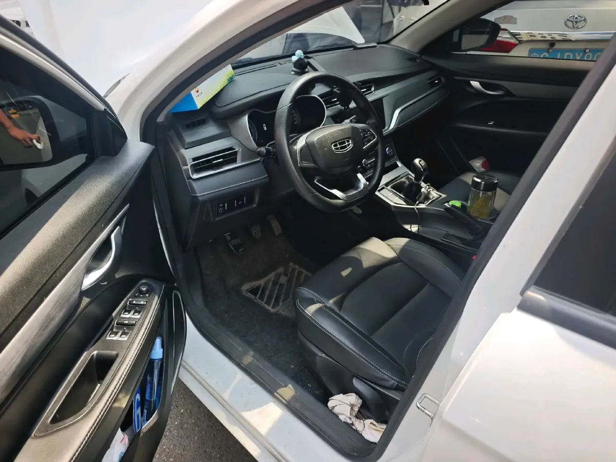 2020 Geely Emgrand 1.5L 109HP L4 5MT,autocango,china used car exporter,china ev exporter,chinese used car exporter,chinese used ev exporter