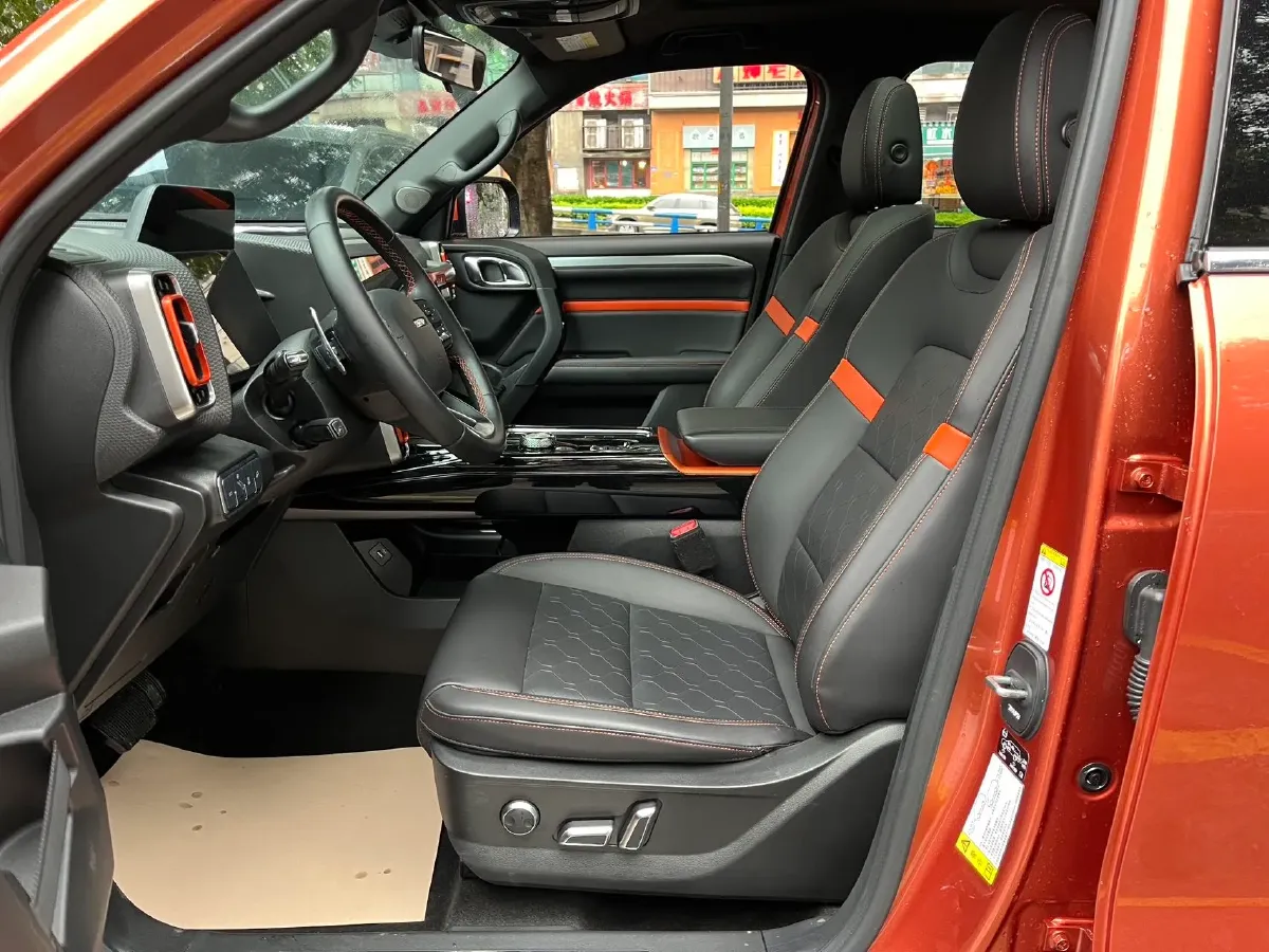 2021 Haval Dargo 2.0T 211HP L4 7DCT,autocango,china used car exporter,china ev exporter,chinese used car exporter,chinese used ev exporter