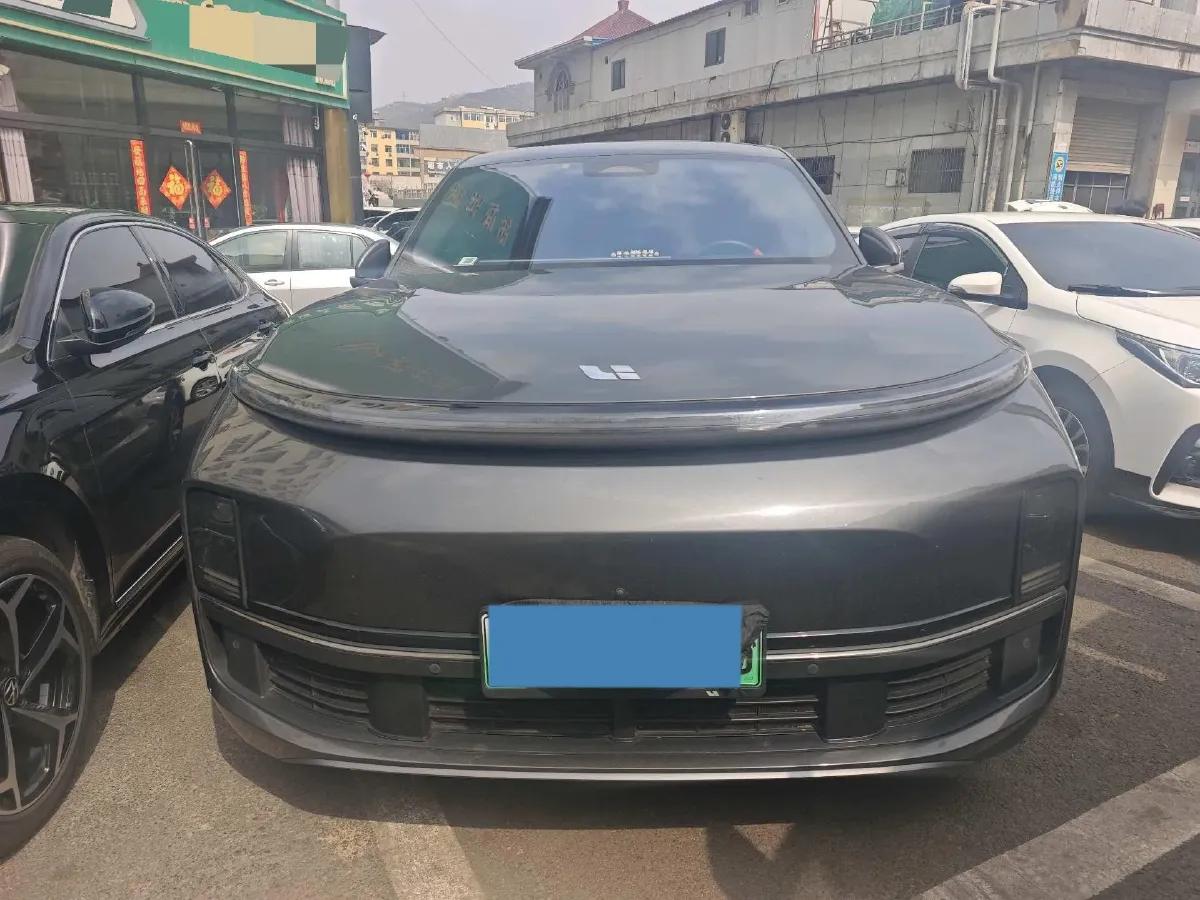 2023 Li L8 Range Extended 154HP REEV 40.9KWH,autocango,china used car exporter,china ev exporter,chinese used car exporter,chinese used ev exporter
