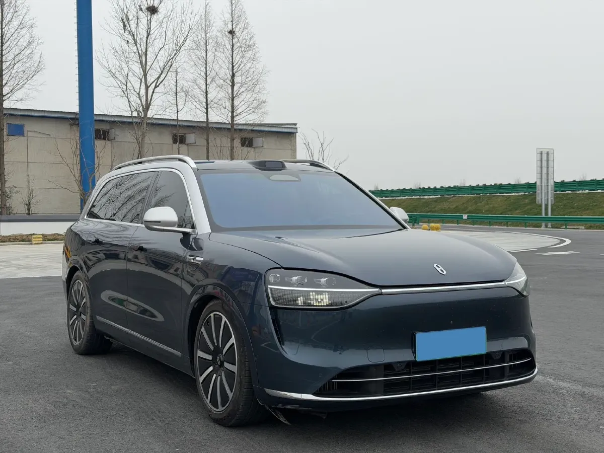 2024 AITO AITO M9 1.5T 152HP L4 REEV 42KWH,autocango,china used car exporter,china ev exporter,chinese used car exporter,chinese used ev exporter