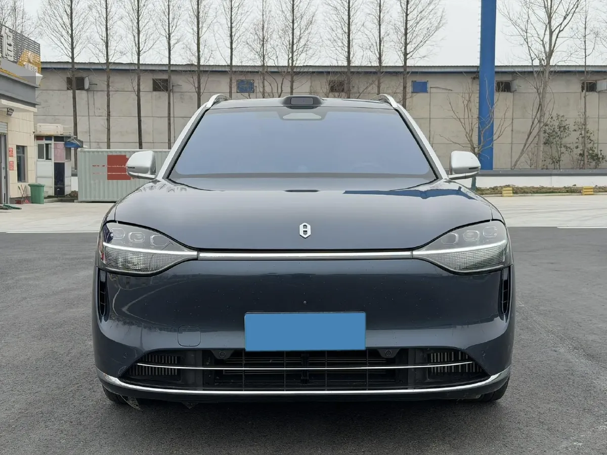 2024 AITO AITO M9 1.5T 152HP L4 REEV 42KWH,autocango,china used car exporter,china ev exporter,chinese used car exporter,chinese used ev exporter