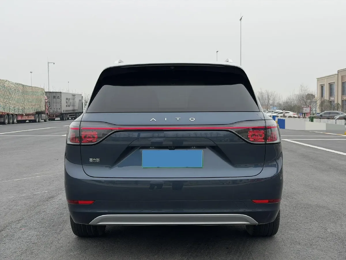 2024 AITO AITO M9 1.5T 152HP L4 REEV 42KWH,autocango,china used car exporter,china ev exporter,chinese used car exporter,chinese used ev exporter