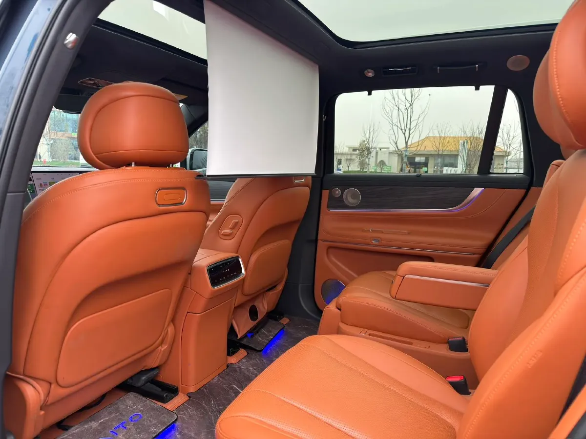 2024 AITO AITO M9 1.5T 152HP L4 REEV 42KWH,autocango,china used car exporter,china ev exporter,chinese used car exporter,chinese used ev exporter