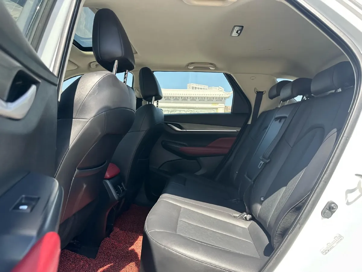 2022 ChangAn Oshan X7 Plus 1.5T 188HP L4 7DCT,autocango,china used car exporter,china ev exporter,chinese used car exporter,chinese used ev exporter