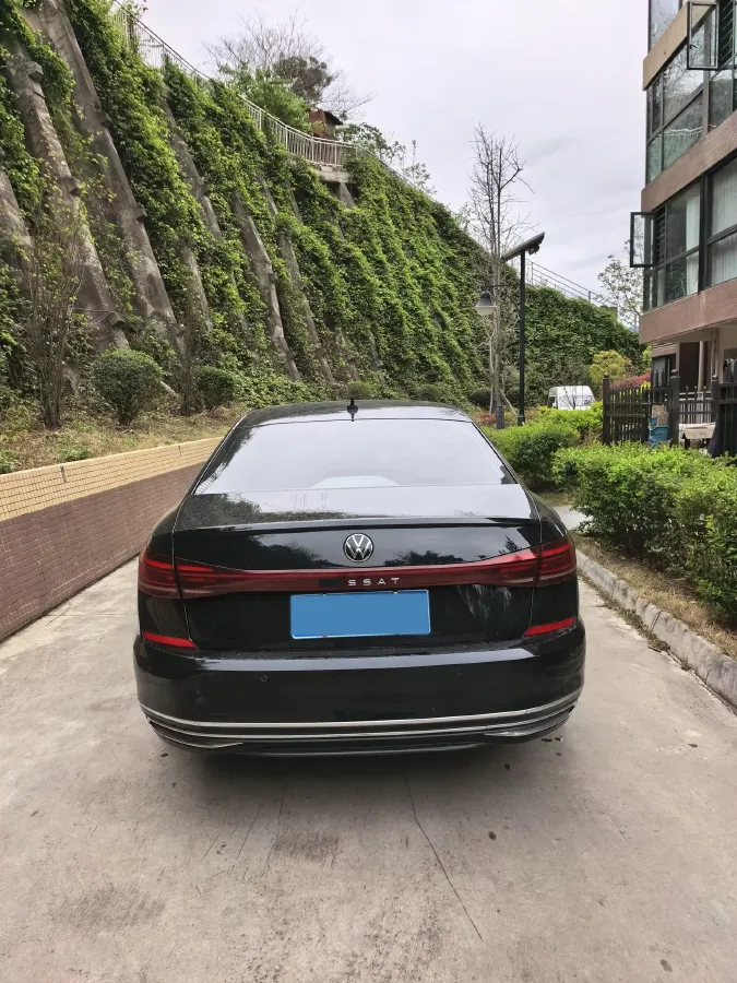 2022 Xpeng P7 BEV 60.2KWH,autocango,china used car exporter,china ev exporter,chinese used car exporter,chinese used ev exporter