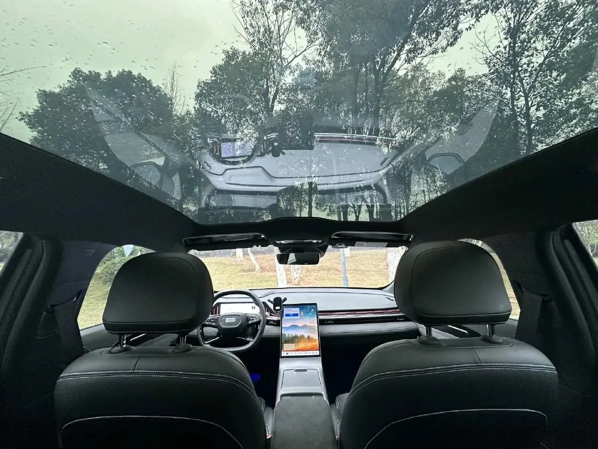 2024 Geely Galaxy L6 1.5T 163HP L4 3DHT PHEV,autocango,china used car exporter,china ev exporter,chinese used car exporter,chinese used ev exporter