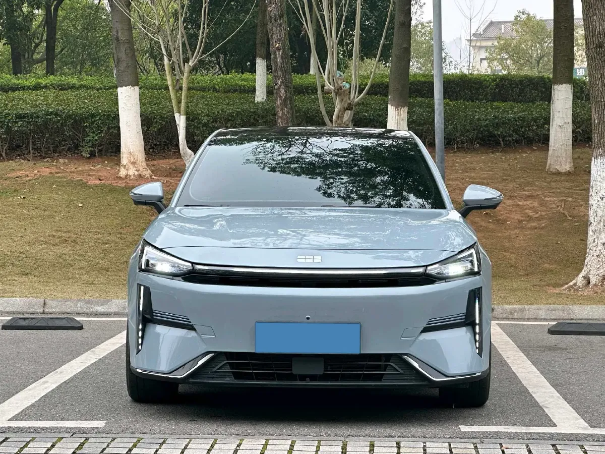 2024 Geely Galaxy L6 1.5T 163HP L4 3DHT PHEV,autocango,china used car exporter,china ev exporter,chinese used car exporter,chinese used ev exporter