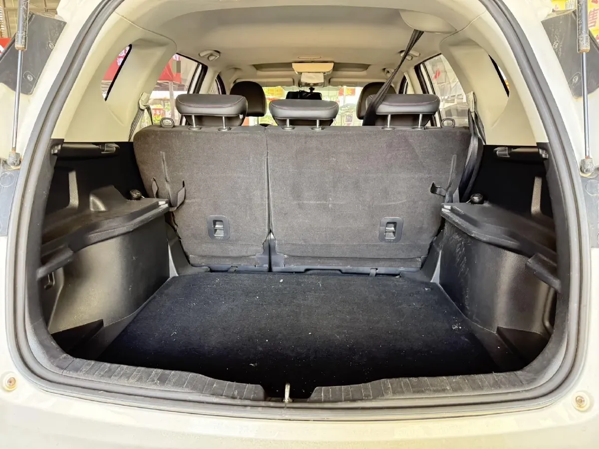 2019 Haval M6 1.5T 150HP L4 7DCT,autocango,china used car exporter,china ev exporter,chinese used car exporter,chinese used ev exporter