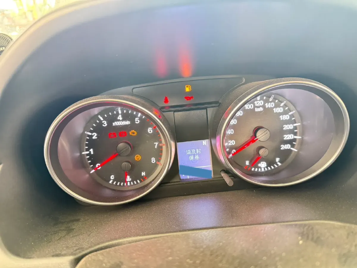 2019 Haval M6 1.5T 150HP L4 7DCT,autocango,china used car exporter,china ev exporter,chinese used car exporter,chinese used ev exporter