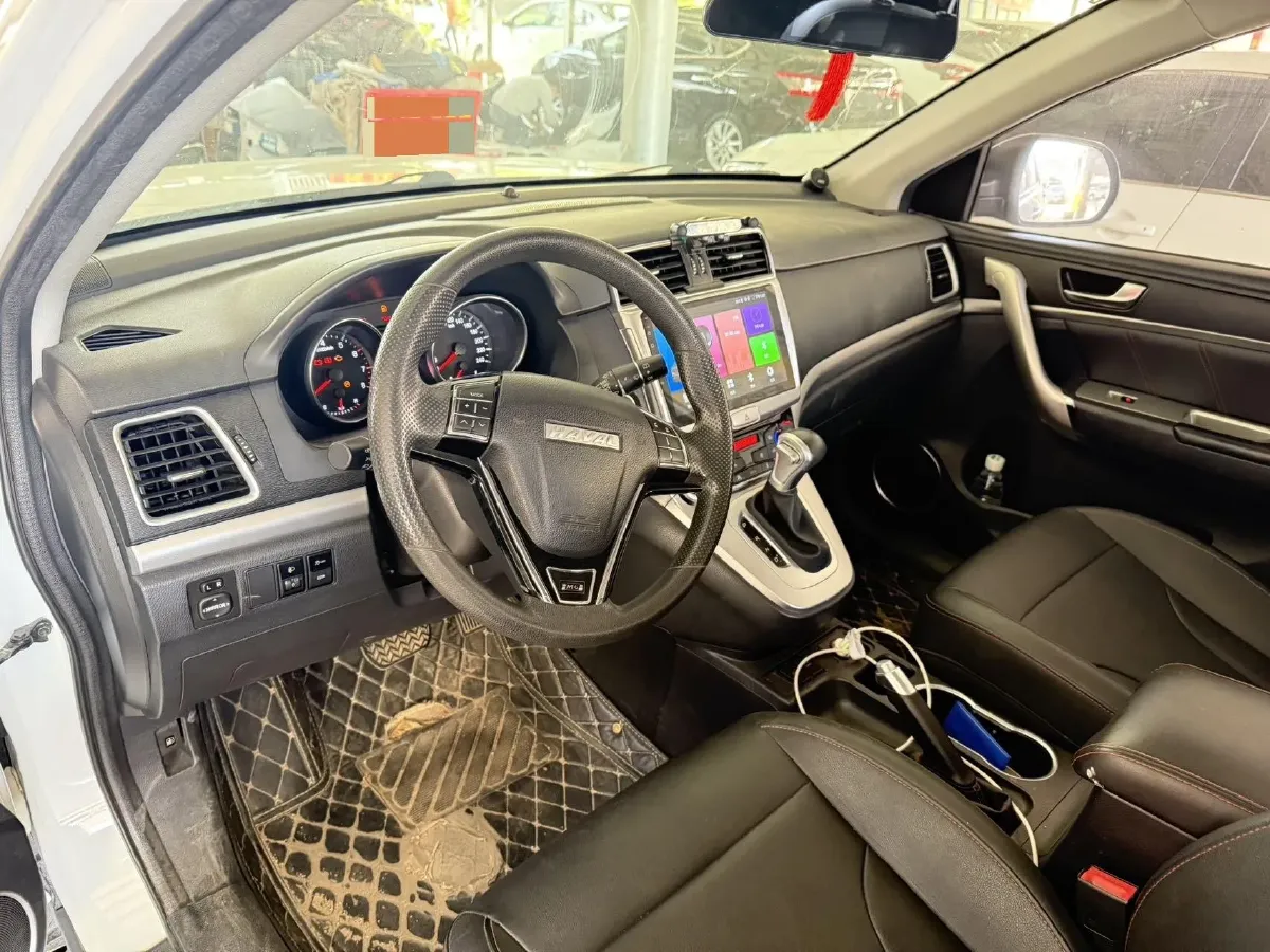 2019 Haval M6 1.5T 150HP L4 7DCT,autocango,china used car exporter,china ev exporter,chinese used car exporter,chinese used ev exporter