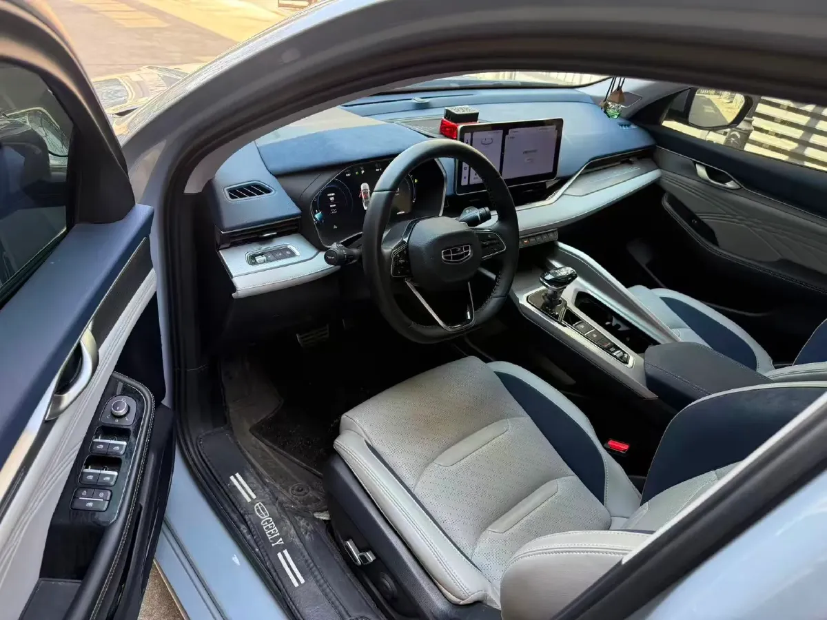 2023 Geely Preface 2.0T 190HP L4 7DCT,autocango,china used car exporter,china ev exporter,chinese used car exporter,chinese used ev exporter