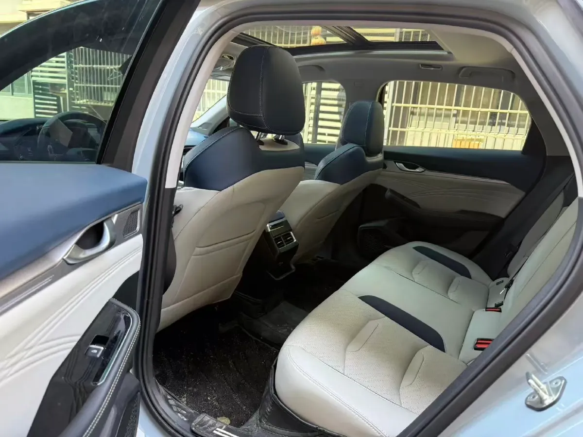 2023 Geely Preface 2.0T 190HP L4 7DCT,autocango,china used car exporter,china ev exporter,chinese used car exporter,chinese used ev exporter