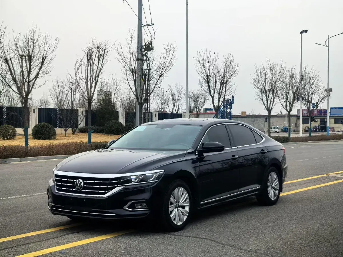 2020 Volkswagen Passat 2.0T 186HP L4 7DCT,autocango,china used car exporter,china ev exporter,chinese used car exporter,chinese used ev exporter