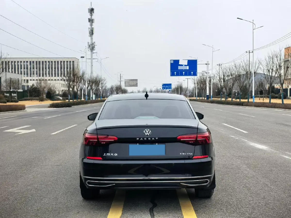 2020 Volkswagen Passat 2.0T 186HP L4 7DCT,autocango,china used car exporter,china ev exporter,chinese used car exporter,chinese used ev exporter
