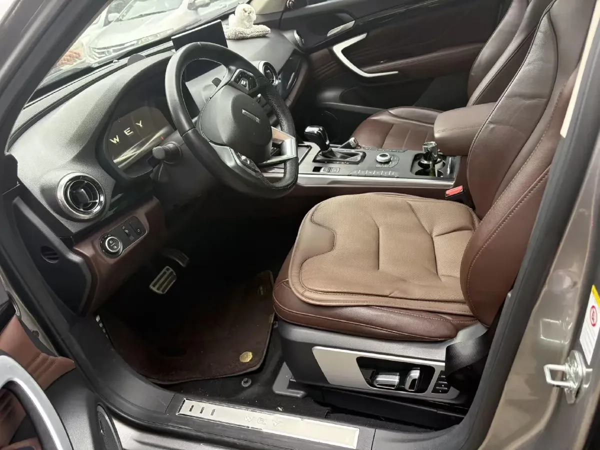 2017 WEY VV7 2.0T 234HP L4 7DCT,autocango,china used car exporter,china ev exporter,chinese used car exporter,chinese used ev exporter