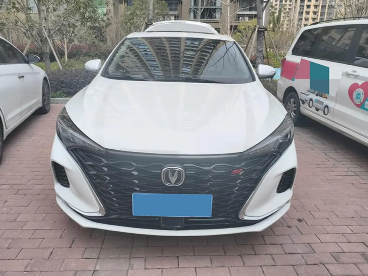 2021 ChangAn Eado 1.4T 160HP L4 7DCT,autocango,china used car exporter,china ev exporter,chinese used car exporter,chinese used ev exporter