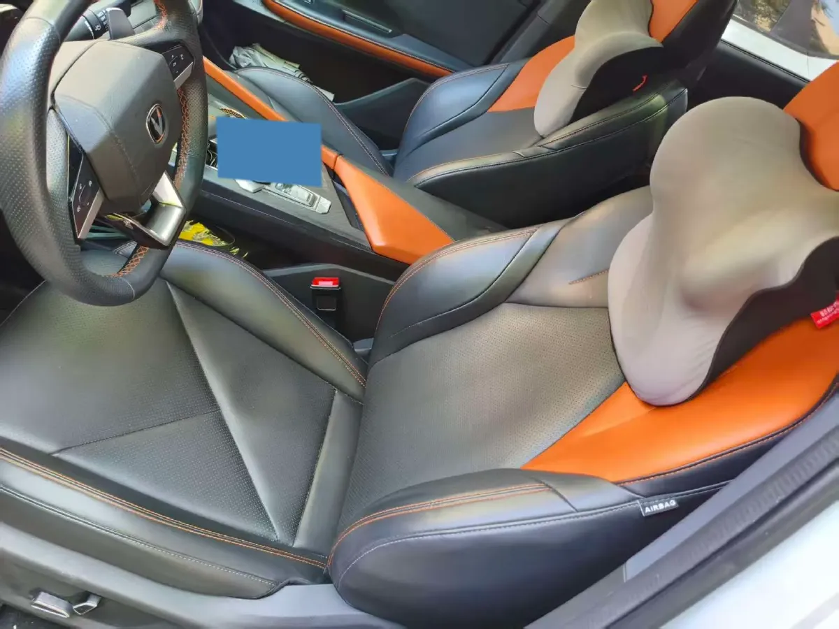 2022 ChangAn UNI-V 1.5T 188HP L4 7DCT,autocango,china used car exporter,china ev exporter,chinese used car exporter,chinese used ev exporter