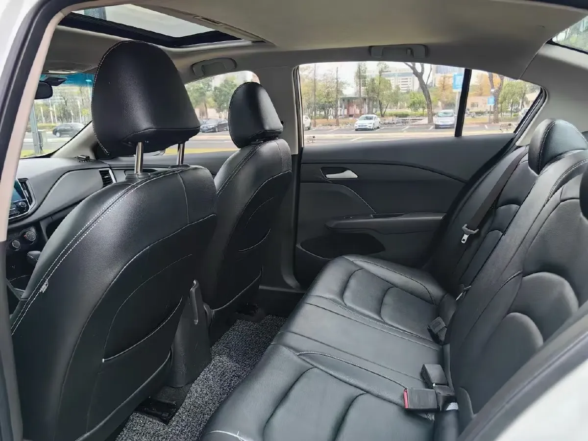 2019 Chevrolet Cavalier 1.5L 113HP L4 6AT,autocango,china used car exporter,china ev exporter,chinese used car exporter,chinese used ev exporter