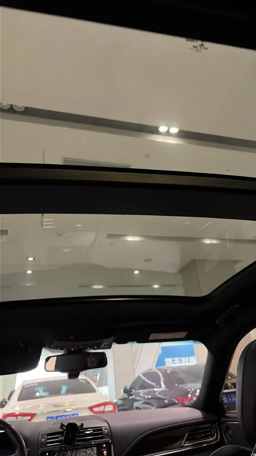 2019 Lincoln Continental 2.0T 261HP L4 6AT,autocango,china used car exporter,china ev exporter,chinese used car exporter,chinese used ev exporter