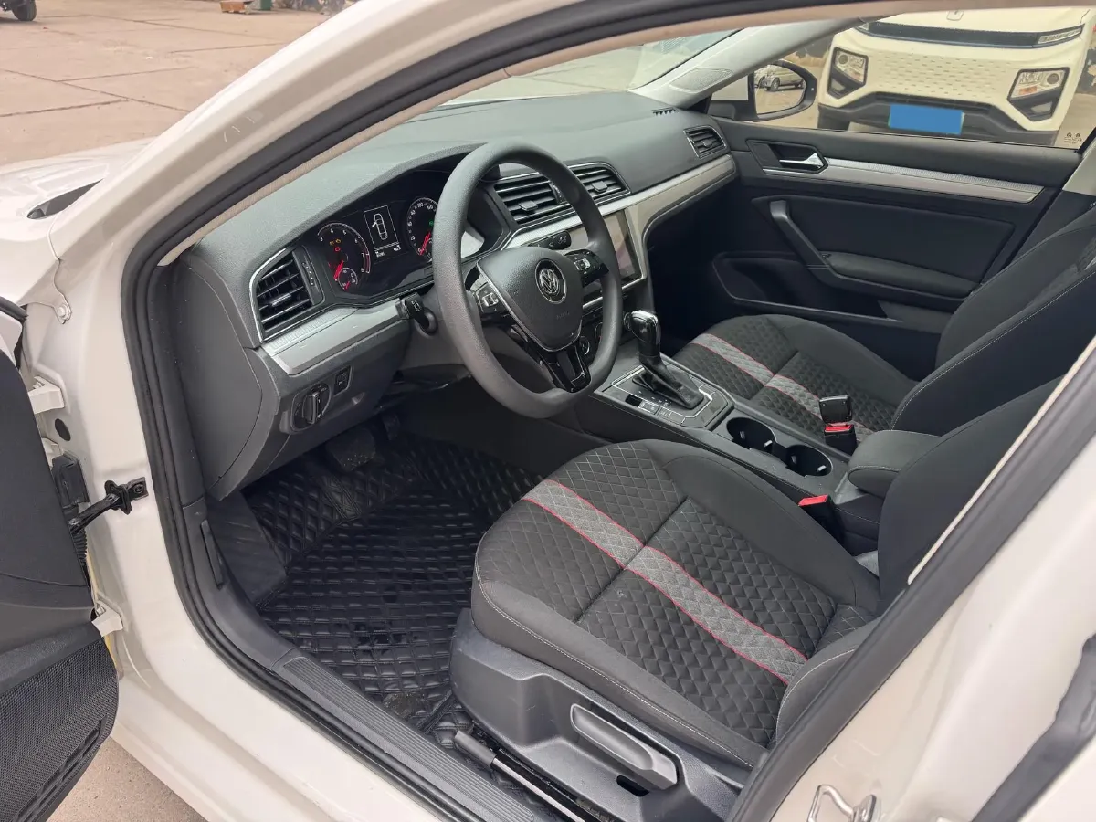 2019 Volkswagen Lamando 1.4T 131HP L4 7DCT,autocango,china used car exporter,china ev exporter,chinese used car exporter,chinese used ev exporter