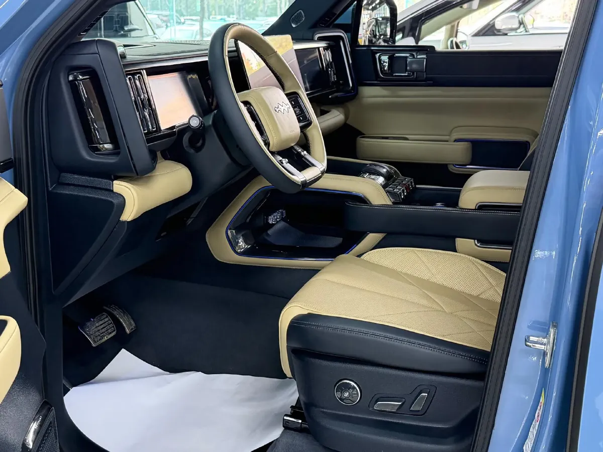 2023 FangChengBao Bao 5 1.5T 194HP L4 E-CVT PHEV 31.8KWH,autocango,china used car exporter,china ev exporter,chinese used car exporter,chinese used ev exporter