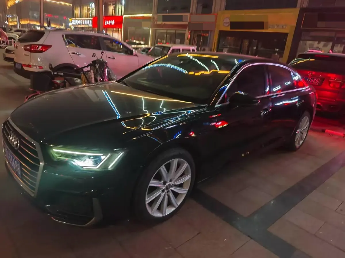 2020 Audi A6L 2.0T 224HP L4 7DCT,autocango,china used car exporter,china ev exporter,chinese used car exporter,chinese used ev exporter