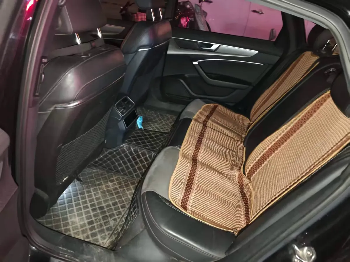 2020 Audi A6L 2.0T 224HP L4 7DCT,autocango,china used car exporter,china ev exporter,chinese used car exporter,chinese used ev exporter