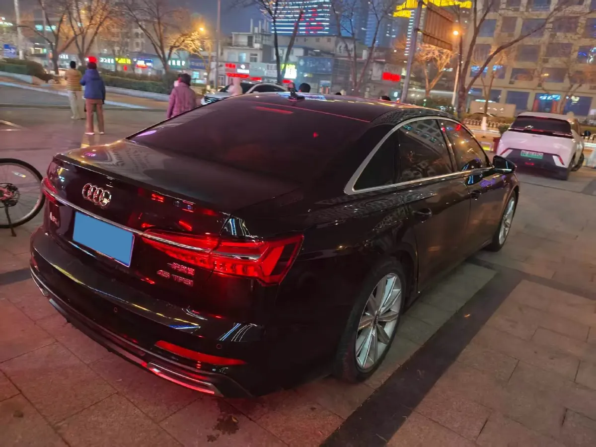 2020 Audi A6L 2.0T 224HP L4 7DCT,autocango,china used car exporter,china ev exporter,chinese used car exporter,chinese used ev exporter