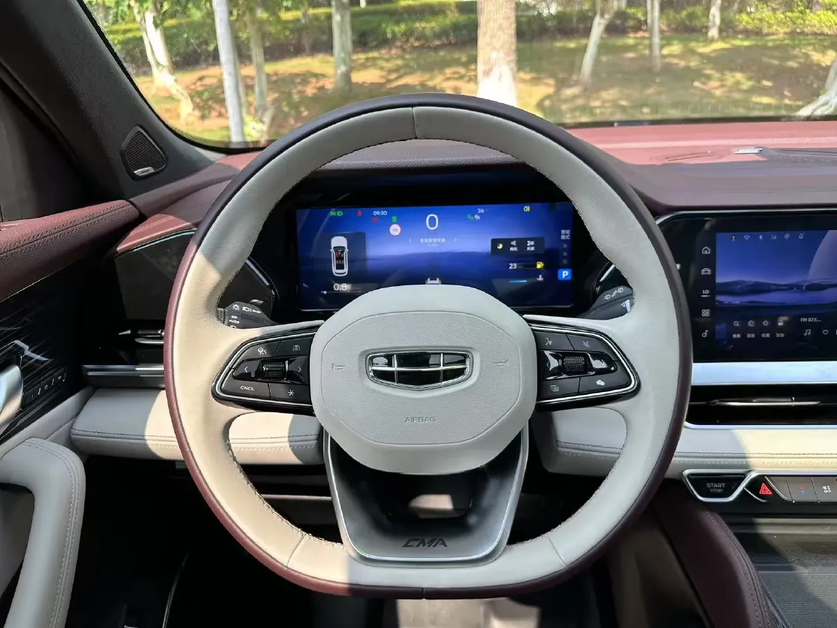 2021 Geely Monjaro 2.0T 218HP L4 7DCT,autocango,china used car exporter,china ev exporter,chinese used car exporter,chinese used ev exporter