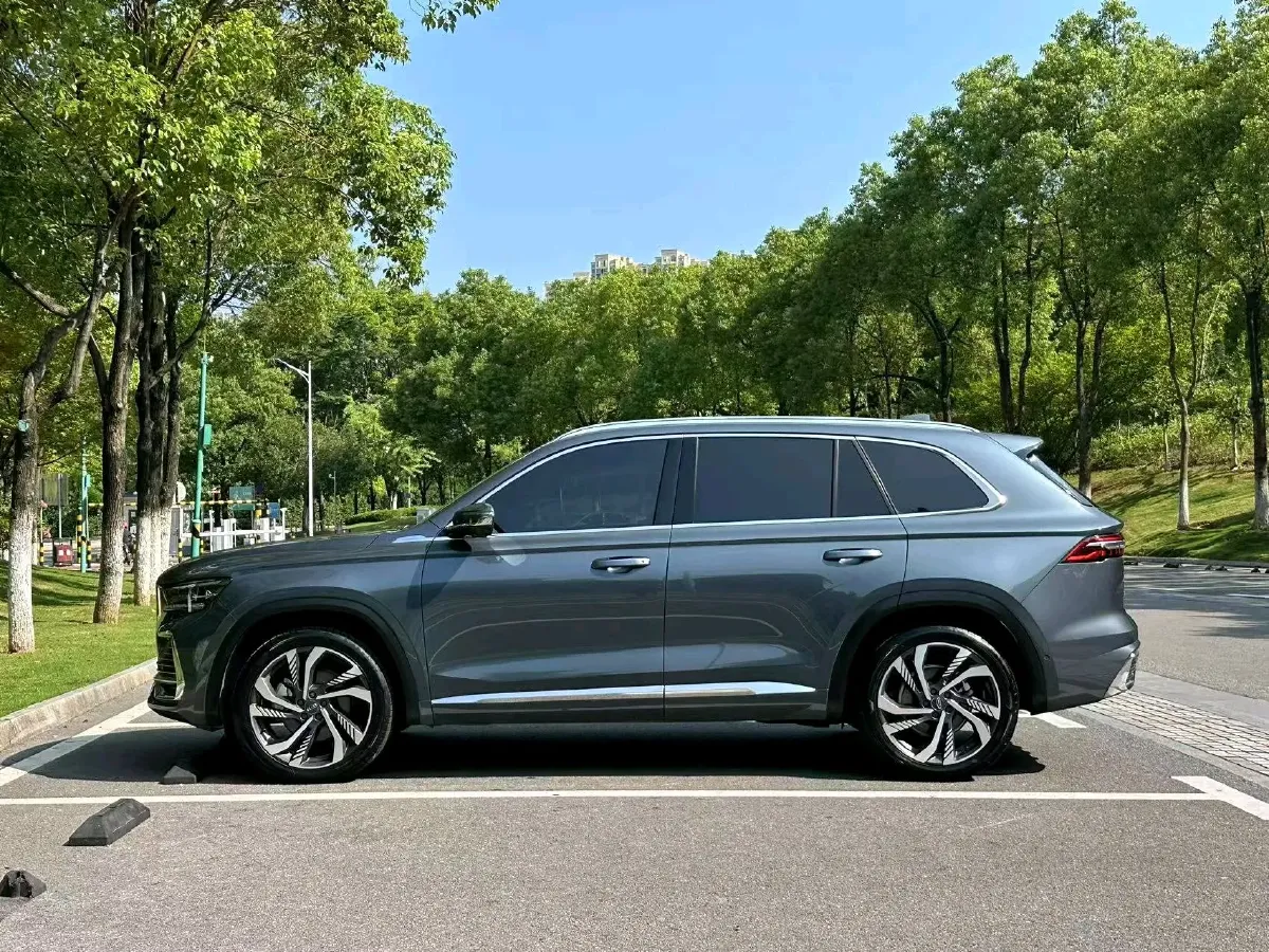 2021 Geely Monjaro 2.0T 218HP L4 7DCT,autocango,china used car exporter,china ev exporter,chinese used car exporter,chinese used ev exporter