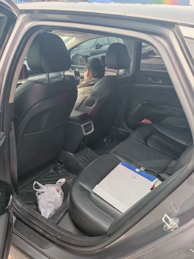 2021 Kia K5 2.0T 240HP L4 8AT,autocango,china used car exporter,china ev exporter,chinese used car exporter,chinese used ev exporter