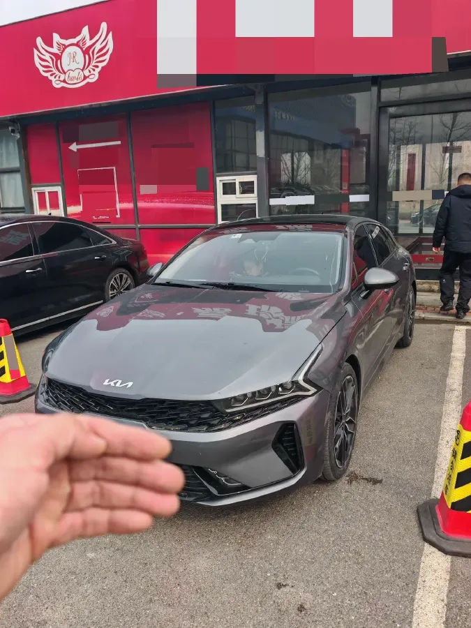 2021 Kia K5 2.0T 240HP L4 8AT,autocango,china used car exporter,china ev exporter,chinese used car exporter,chinese used ev exporter