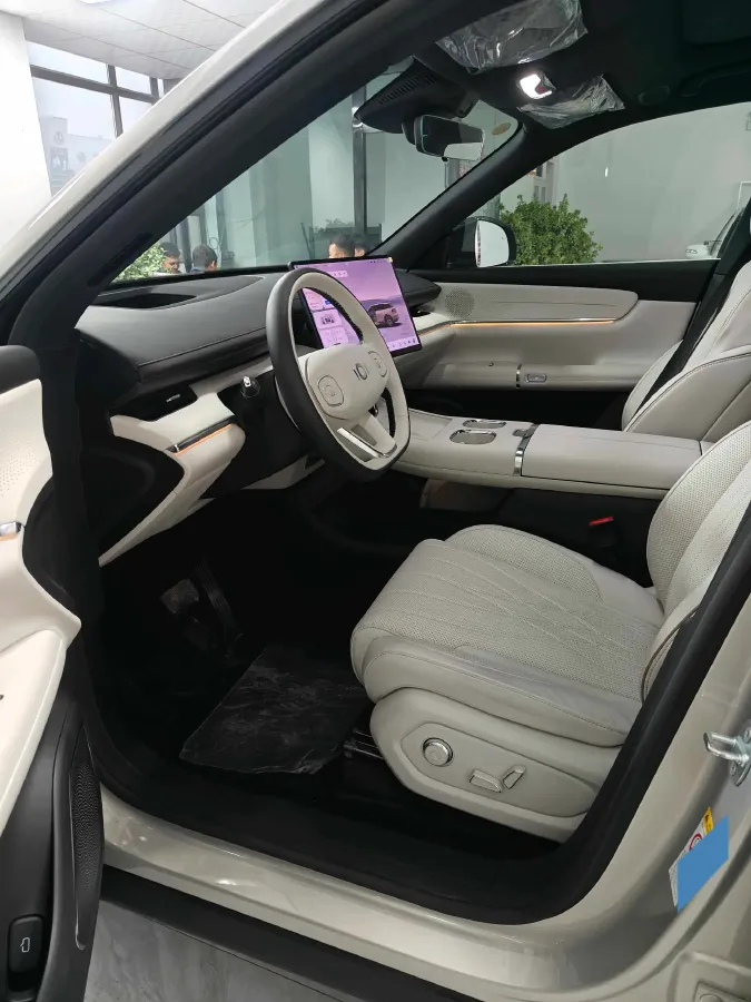 2025 ChangAn QiYuan Q07 1.5L 98HP L4 E-CVT PHEV,autocango,china used car exporter,china ev exporter,chinese used car exporter,chinese used ev exporter
