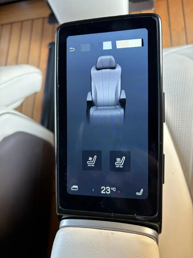 2024 Denza D9 1.5T 139HP L4 E-CVT PHEV 40KWH,autocango,china used car exporter,china ev exporter,chinese used car exporter,chinese used ev exporter