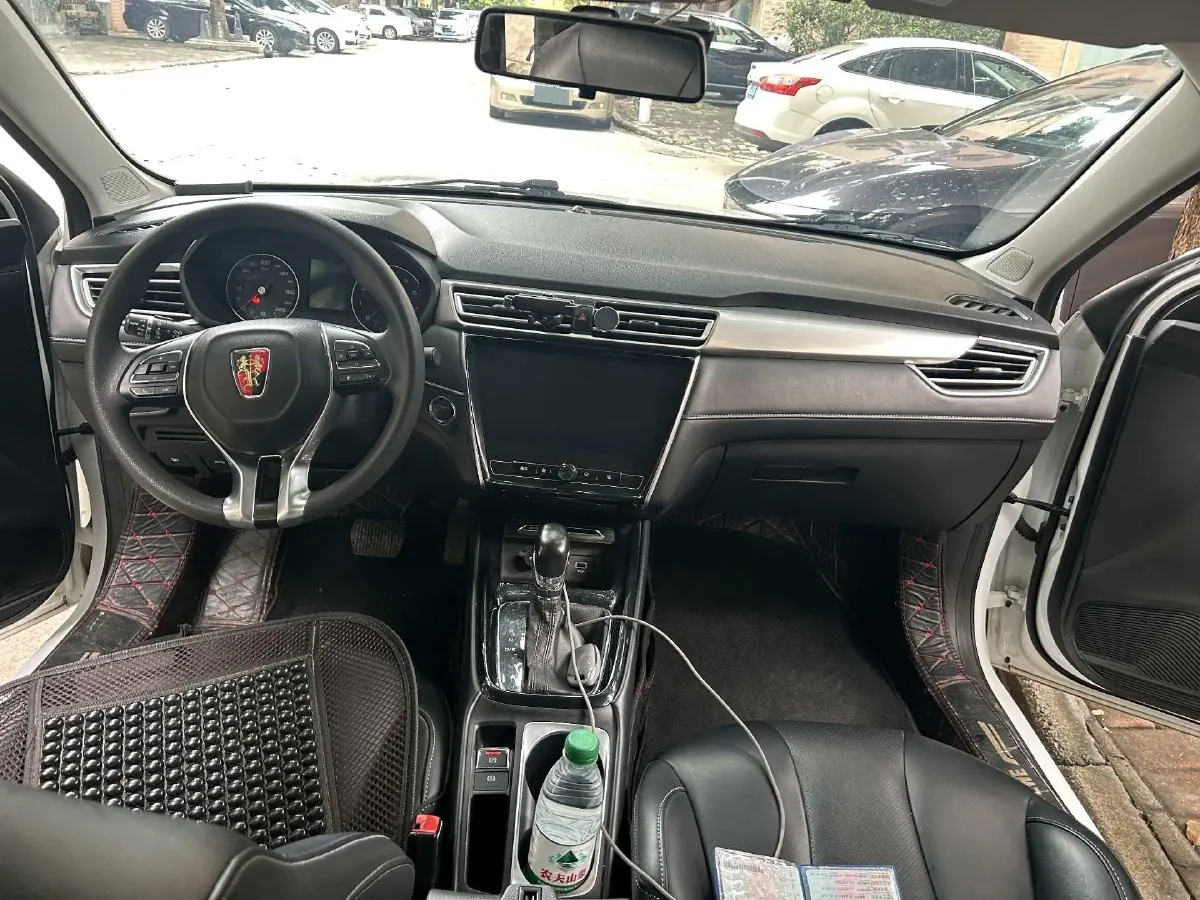 2019 Roewe i5 1.5L 120HP L4 CVT,autocango,china used car exporter,china ev exporter,chinese used car exporter,chinese used ev exporter